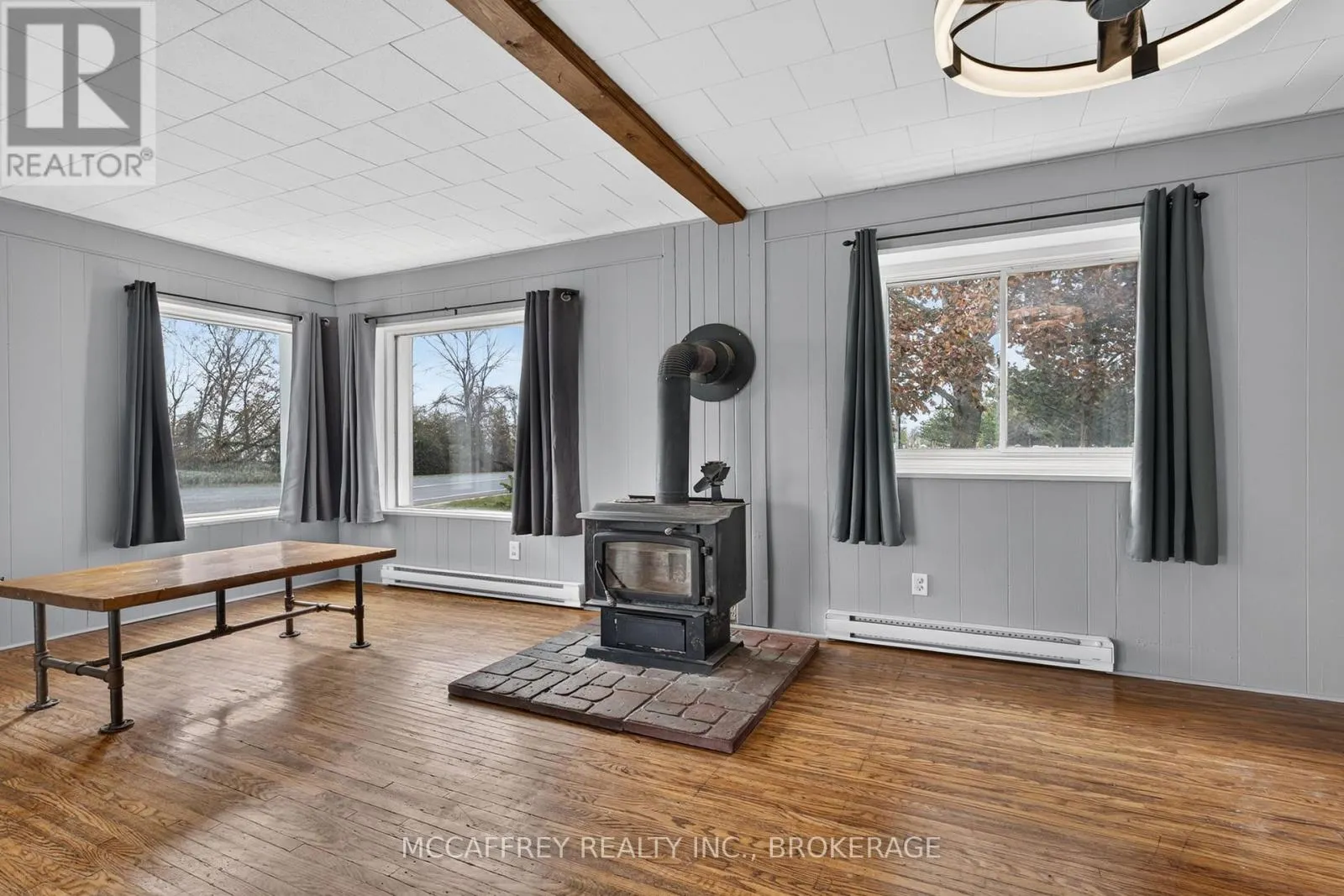 1499 COUNTY ROAD 1 W