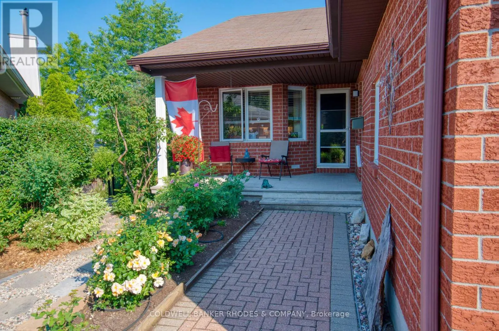 77 QUINTERRA COURT