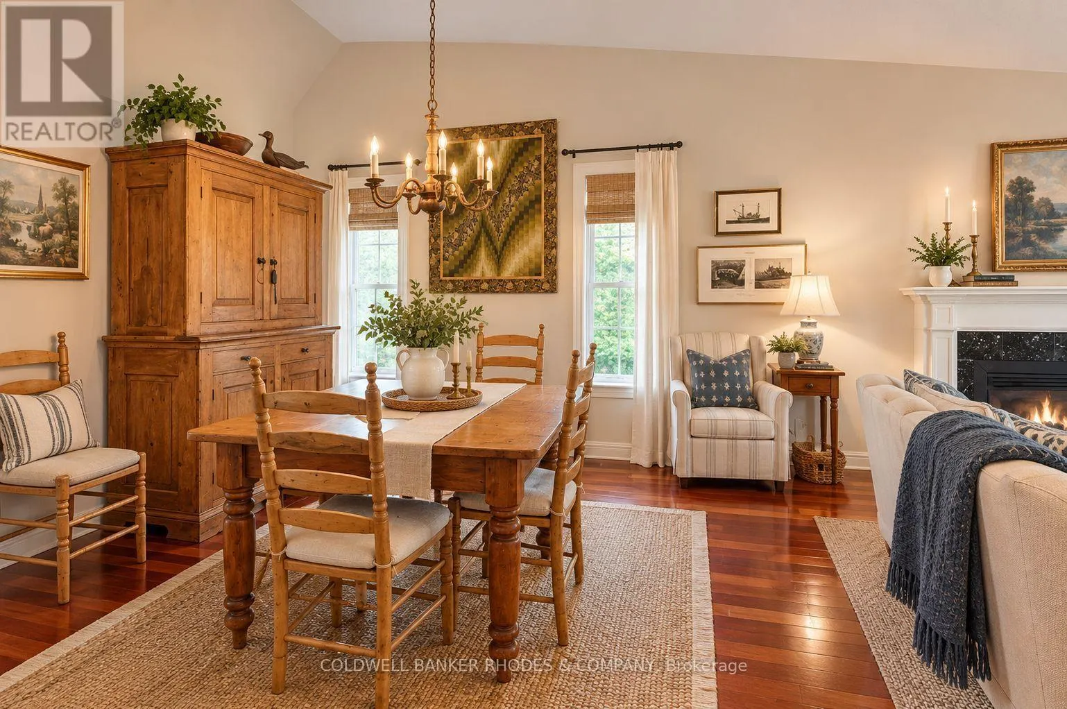 77 QUINTERRA COURT