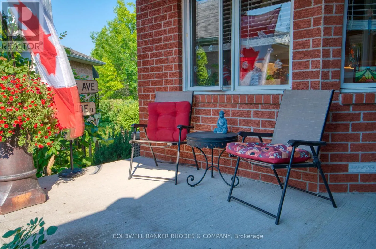 77 QUINTERRA COURT