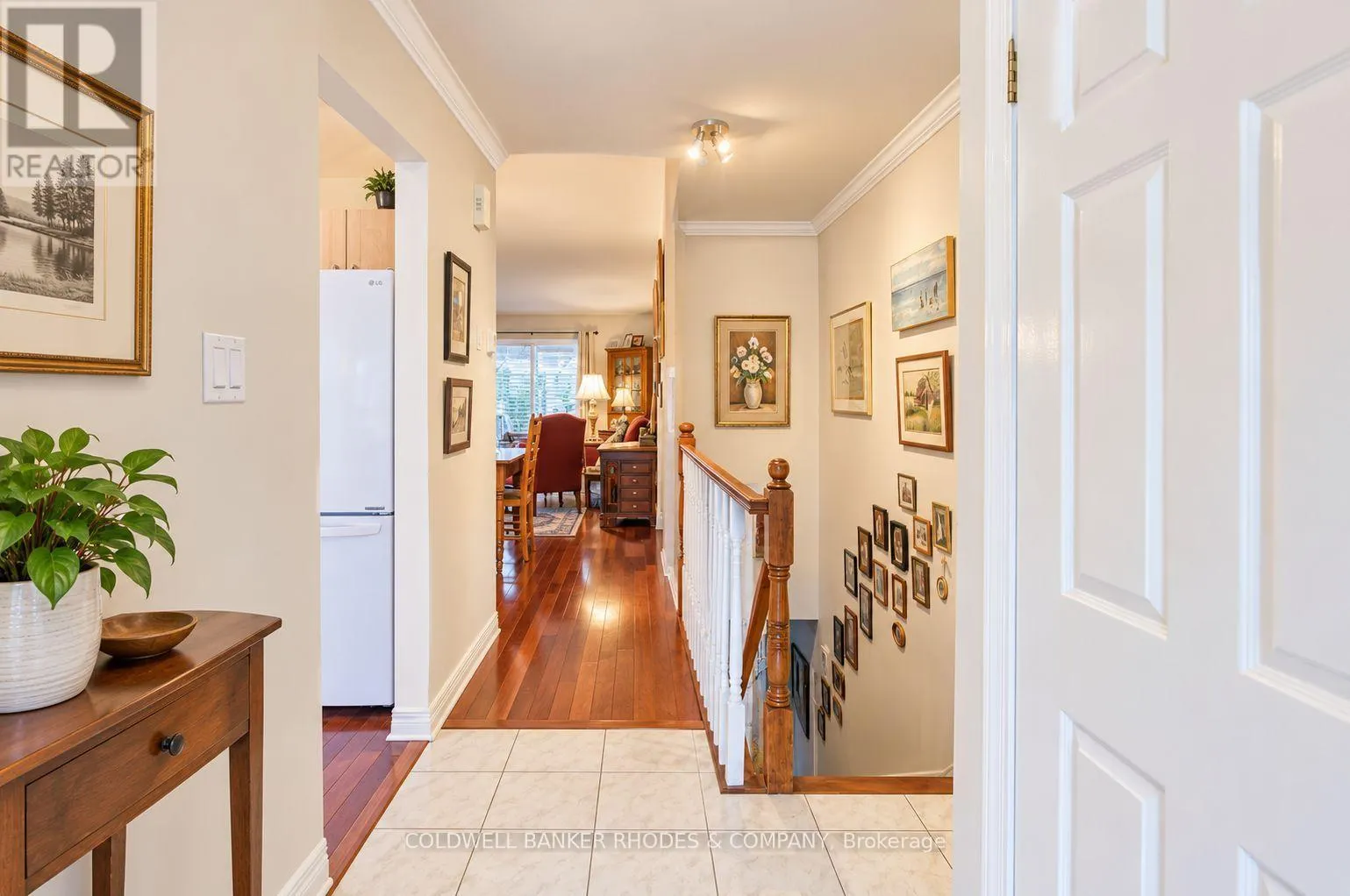 77 QUINTERRA COURT