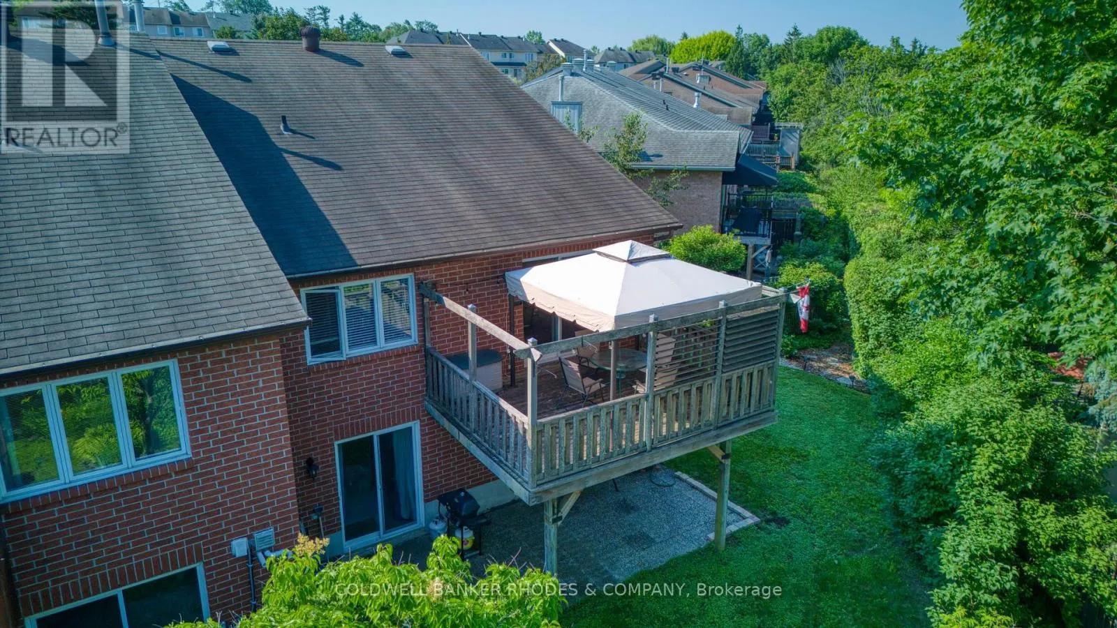 77 QUINTERRA COURT