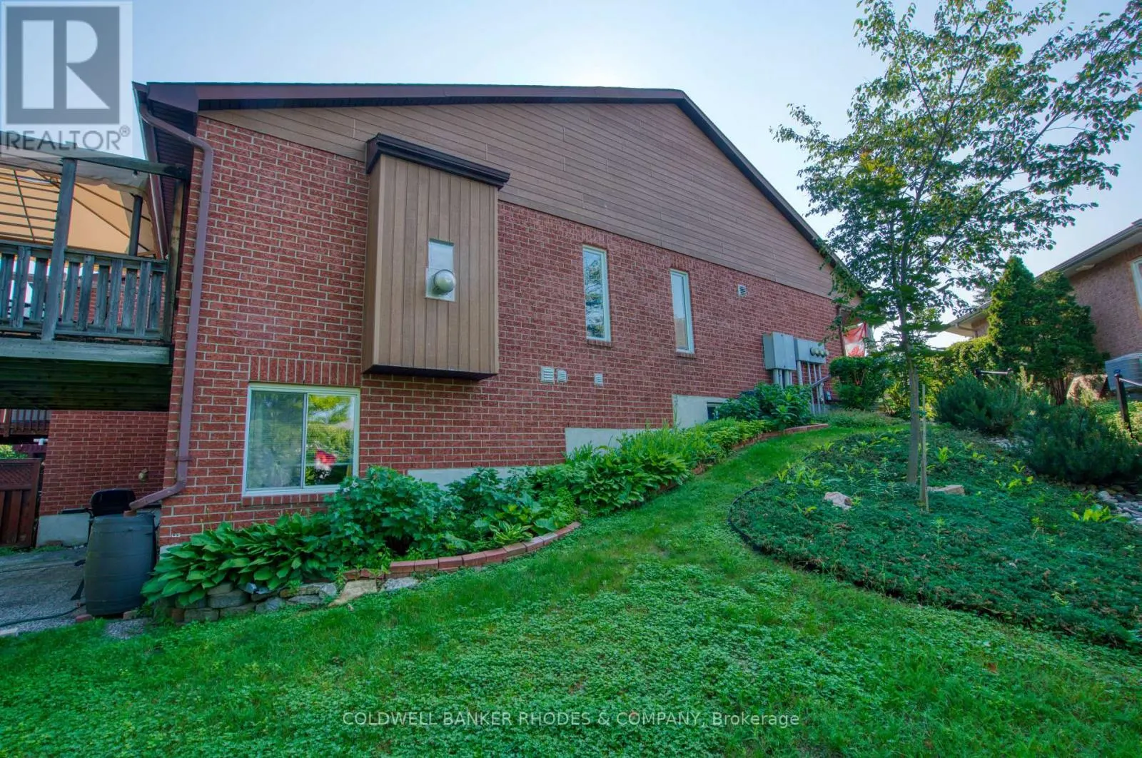 77 QUINTERRA COURT