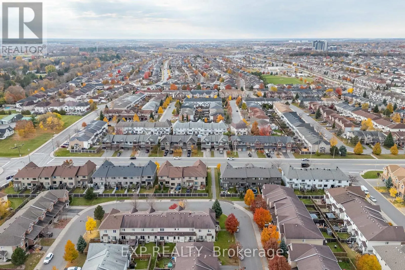 3348 WOODROFFE AVENUE