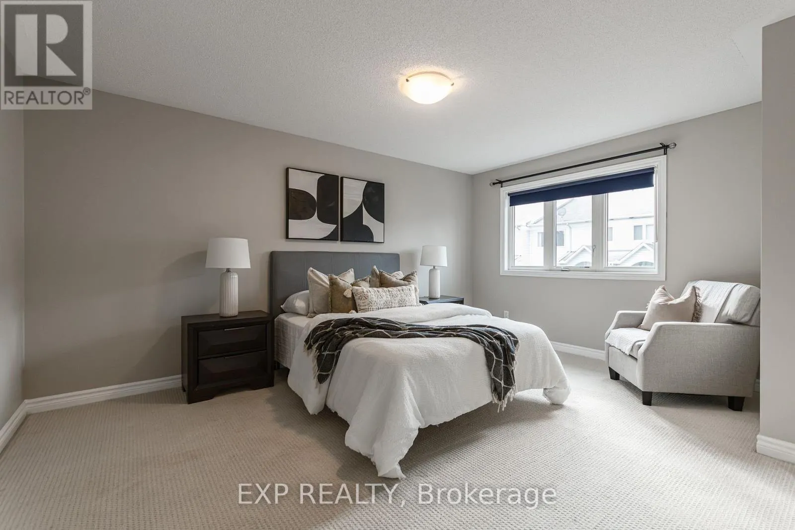 3348 WOODROFFE AVENUE