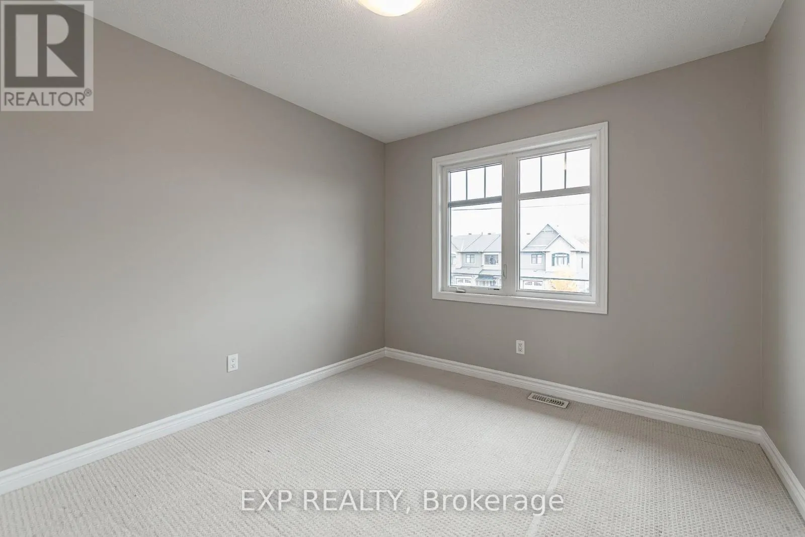 3348 WOODROFFE AVENUE