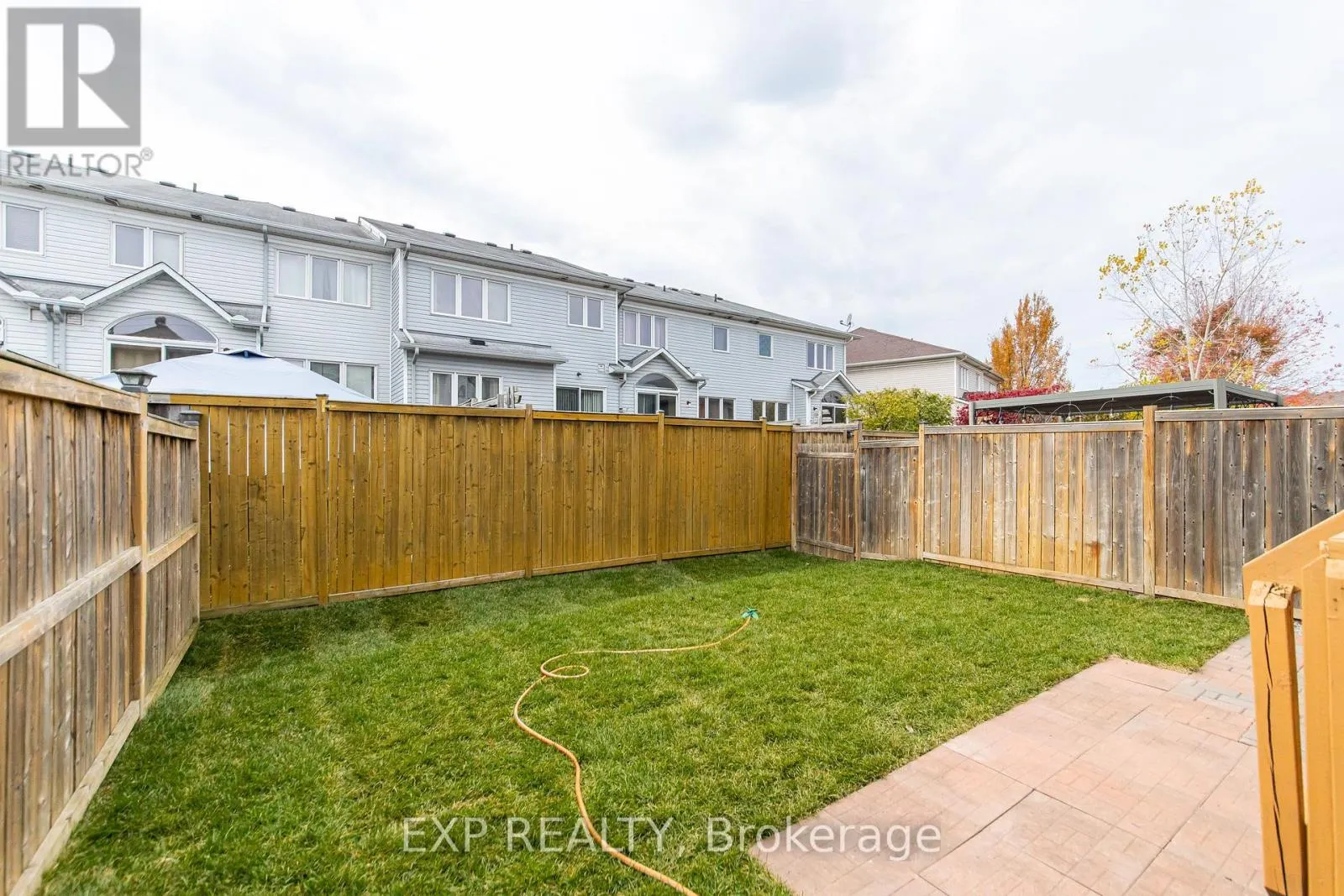 3348 WOODROFFE AVENUE