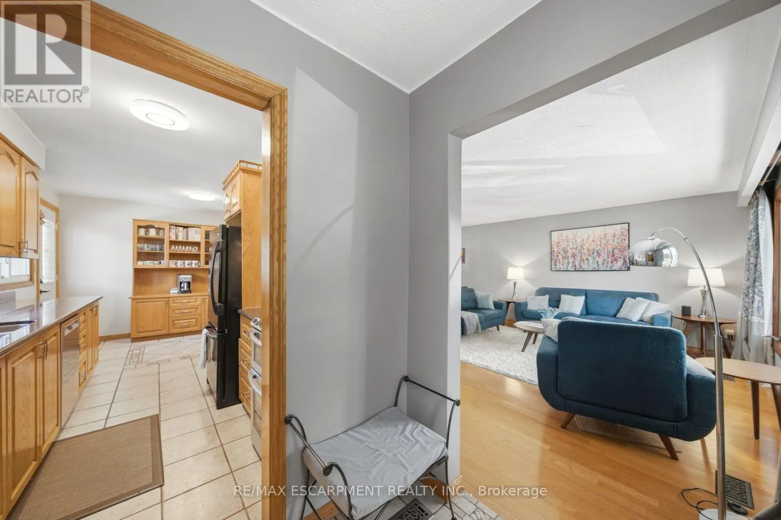 16 REDWOOD COURT