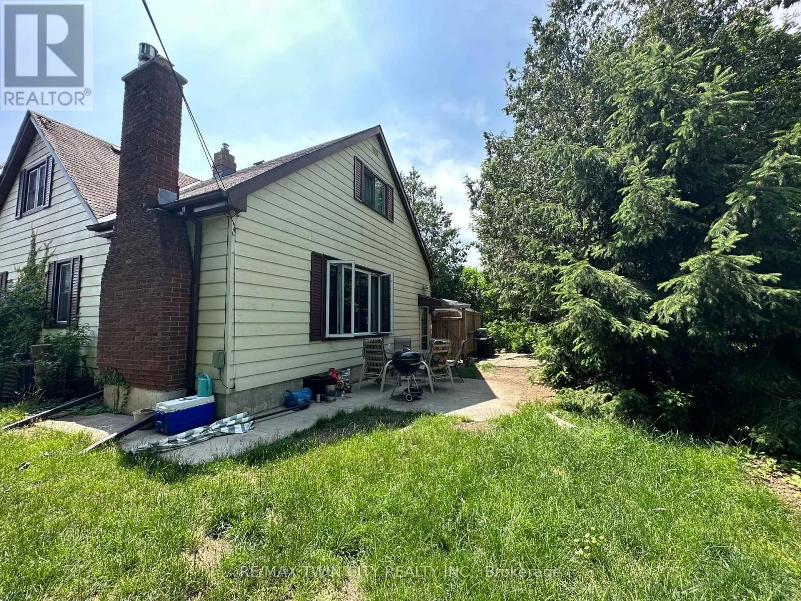 8 STERLING STREET