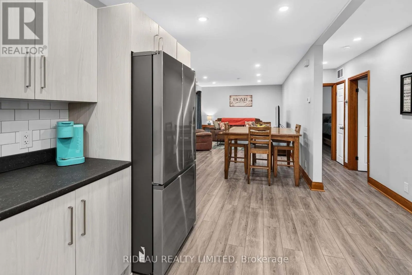 4 OTTER DRIVE