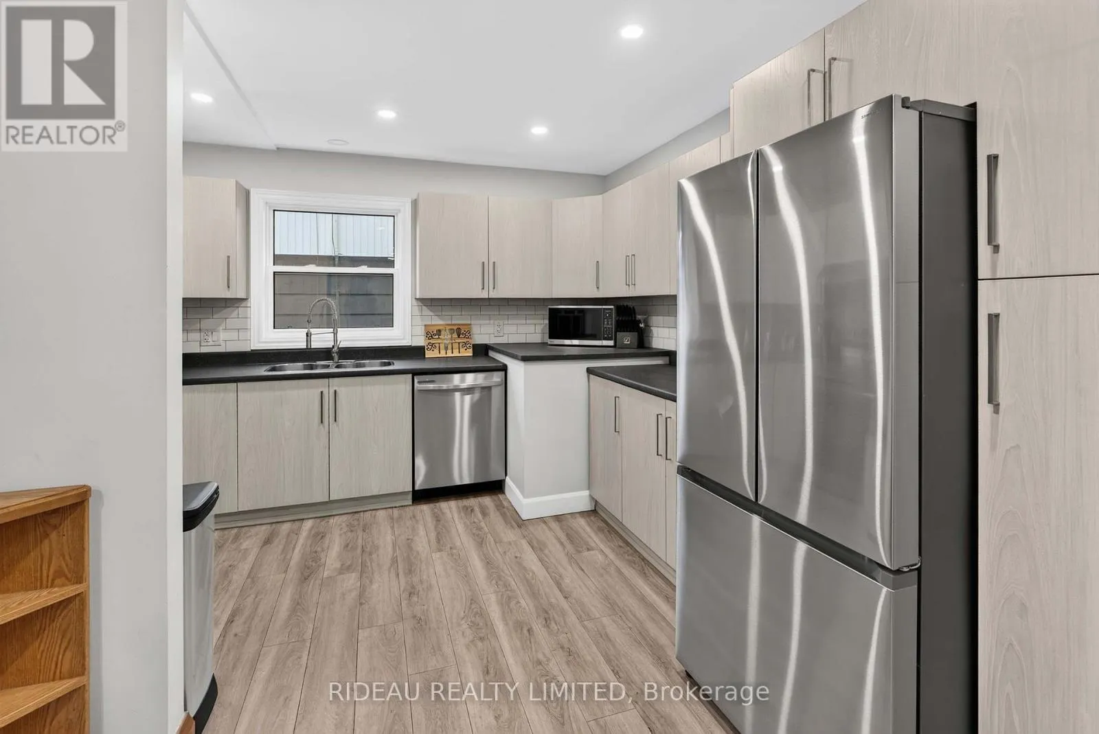 4 OTTER DRIVE
