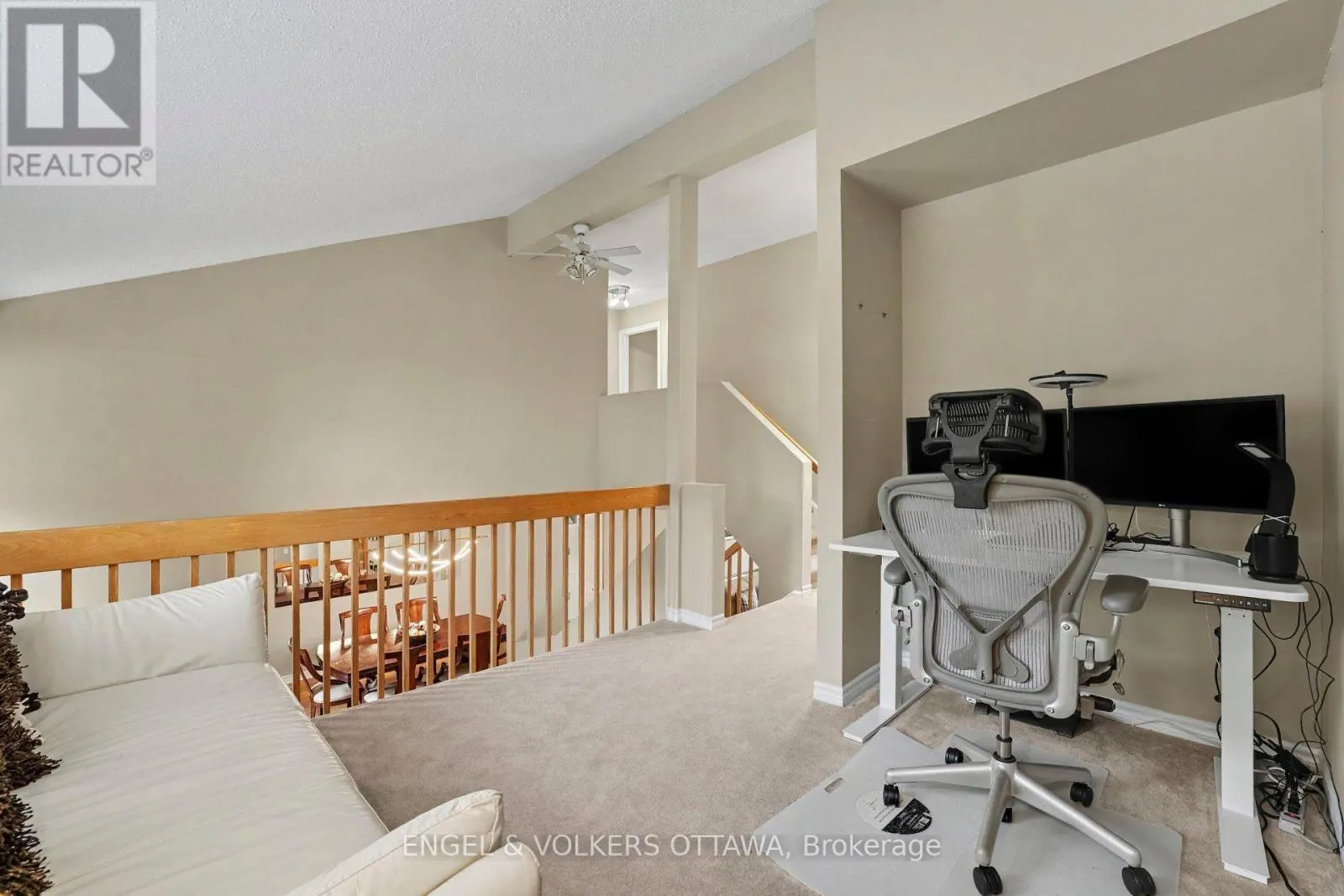 15 ARCHER SQUARE