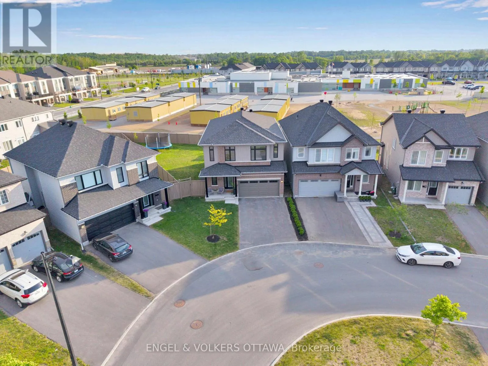 342 FINIAL WAY