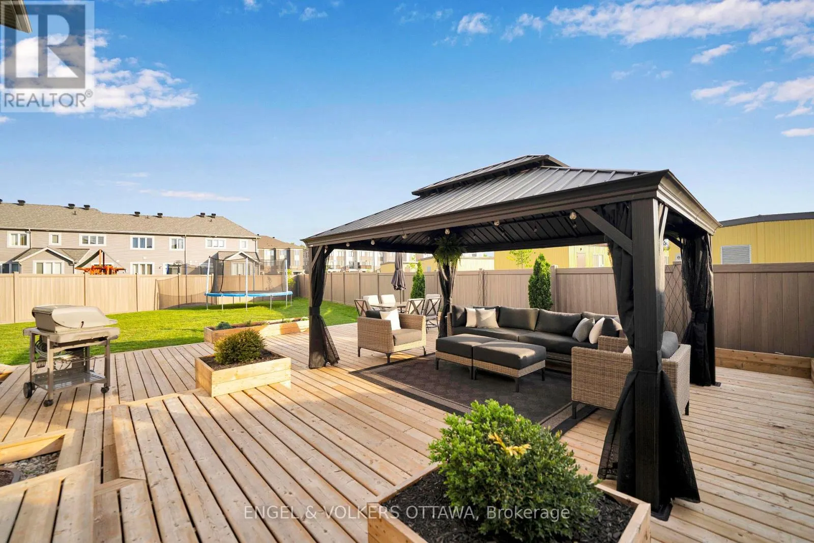 342 FINIAL WAY