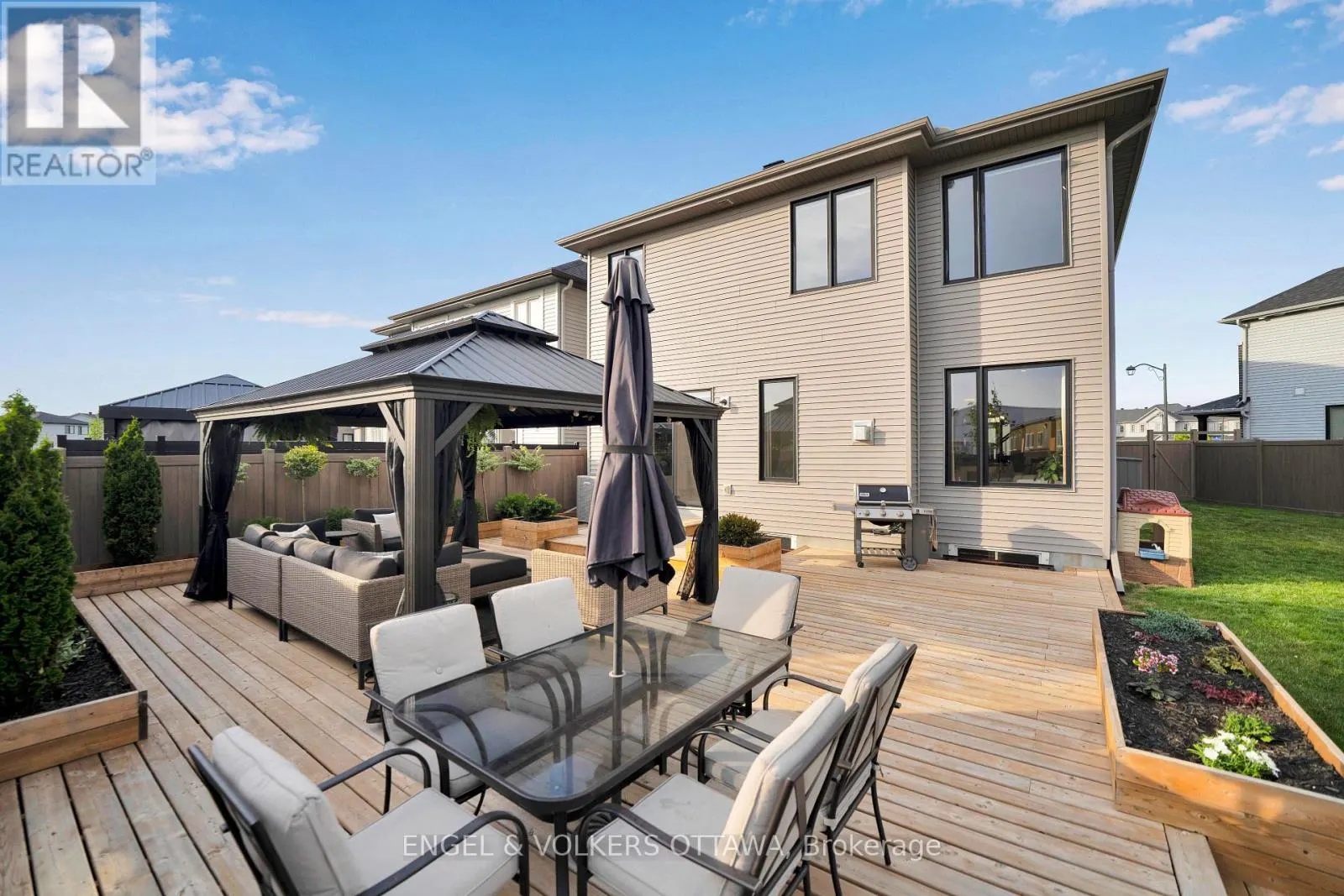 342 FINIAL WAY