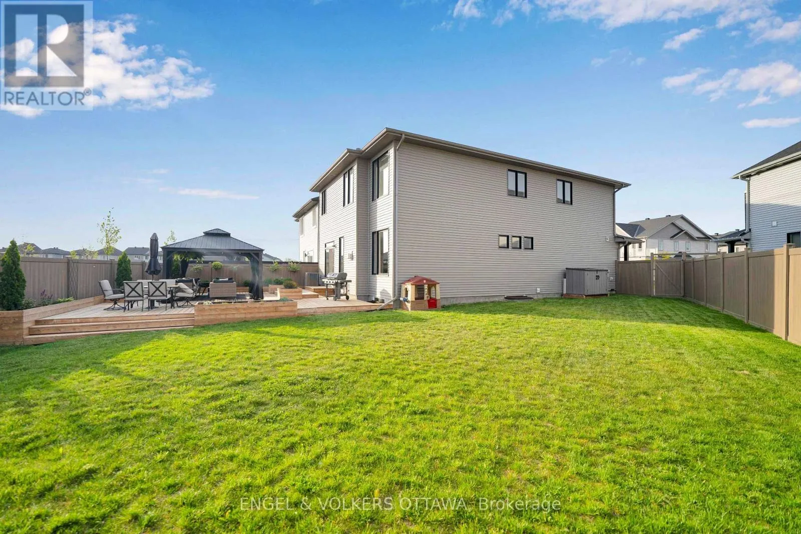 342 FINIAL WAY