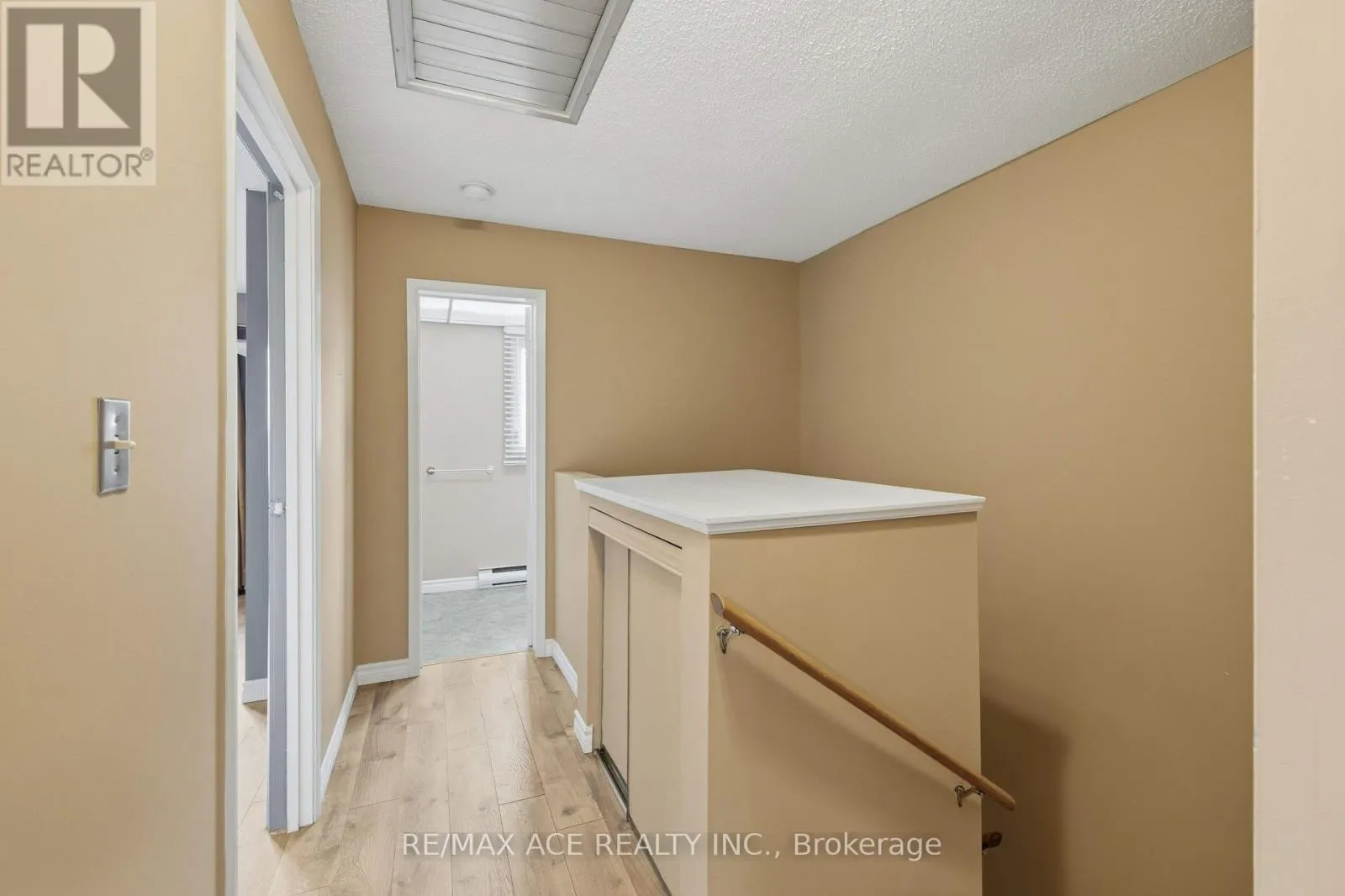 18 - 115 WRIGHT CRESCENT