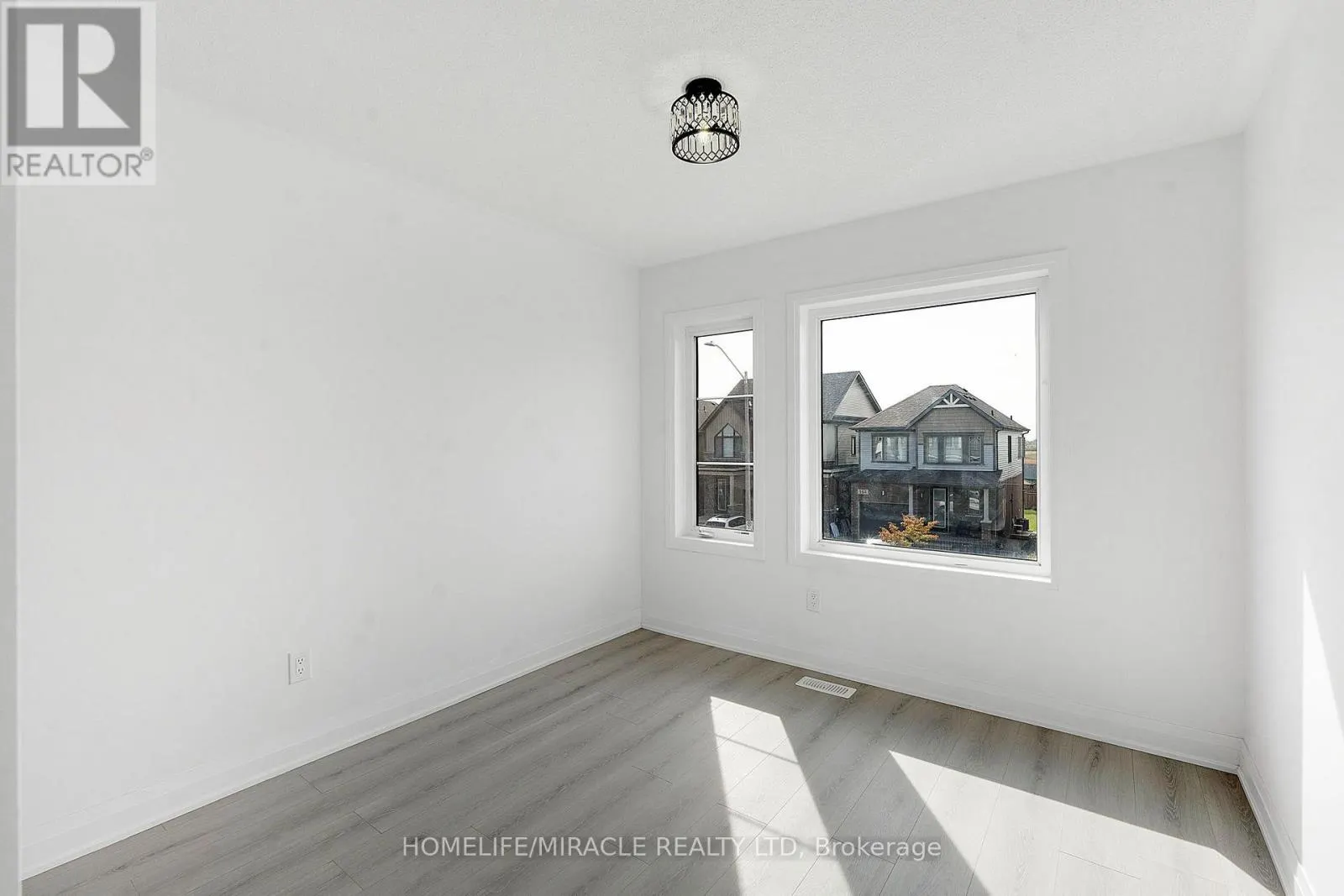 161 FREEDOM CRESCENT