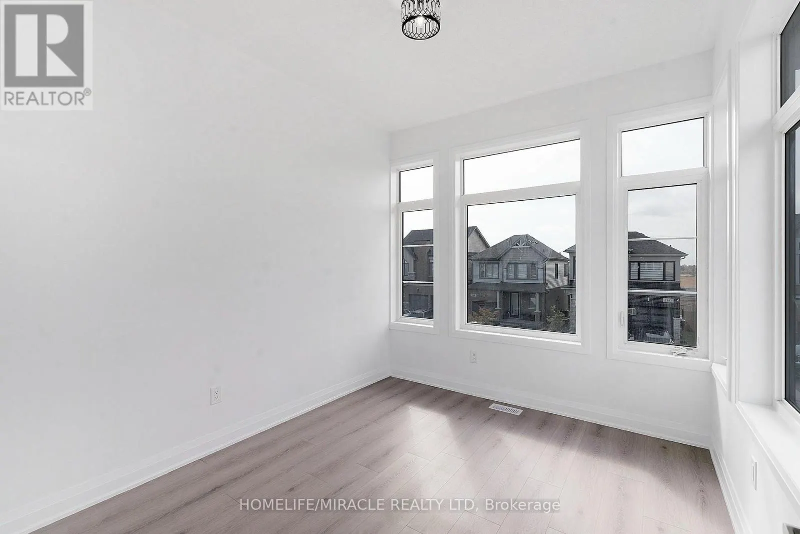 161 FREEDOM CRESCENT