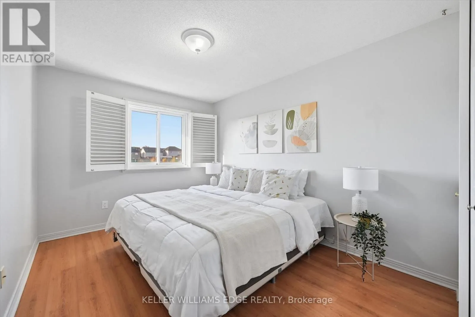 14 - 280 LIMERIDGE ROAD E