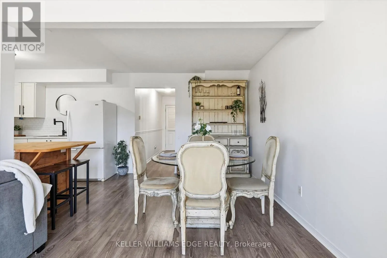 14 - 280 LIMERIDGE ROAD E