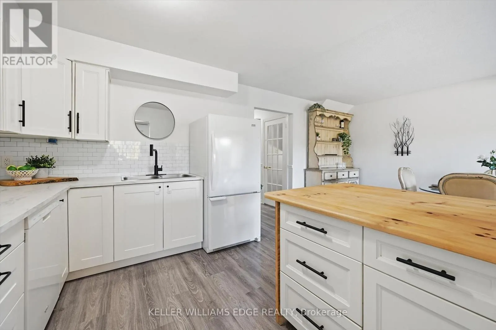 14 - 280 LIMERIDGE ROAD E