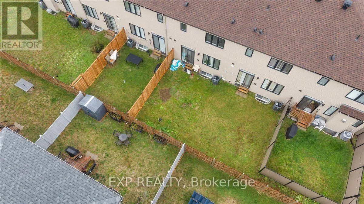 925 ATHENRY COURT