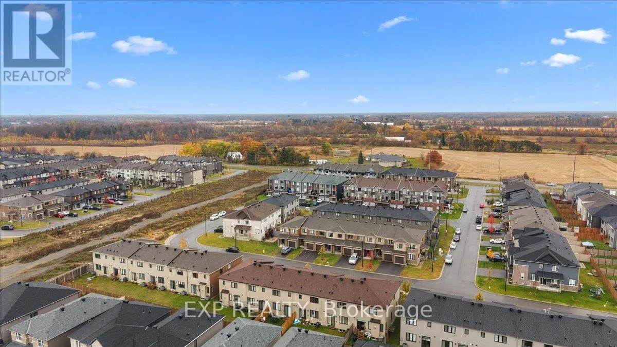 925 ATHENRY COURT