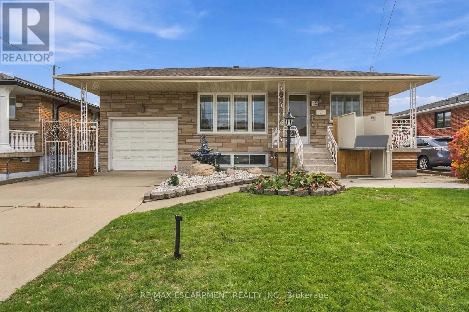 15 FLORA DRIVE
