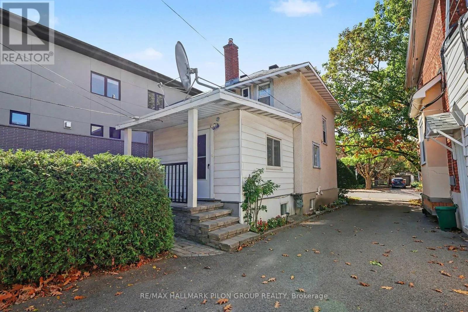 99 HURON AVENUE N