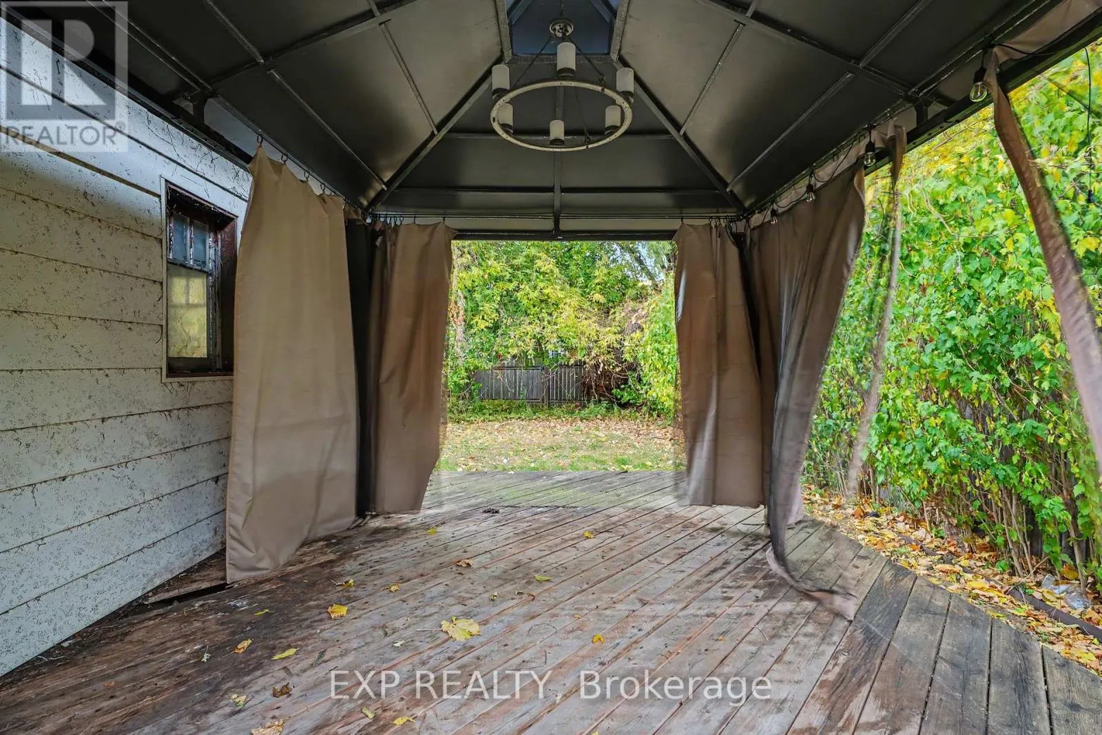 125 DUFFERIN STREET E