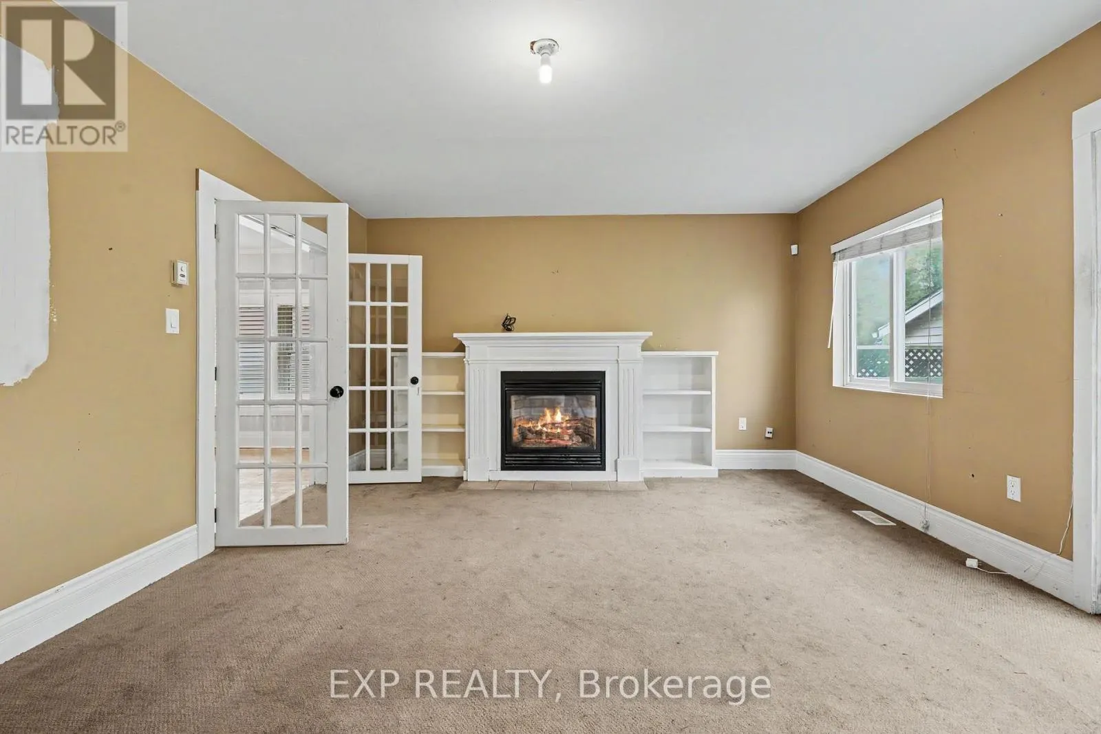 125 DUFFERIN STREET E