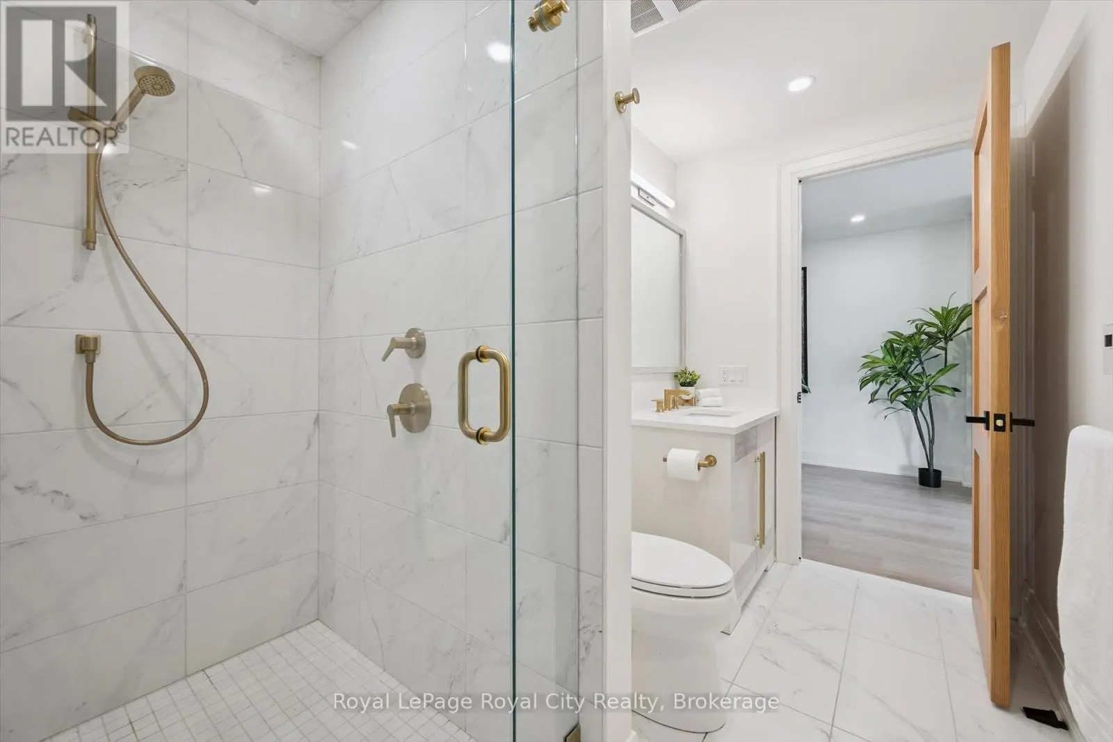 226 - 6523 WELLINGTON ROAD 7 #226