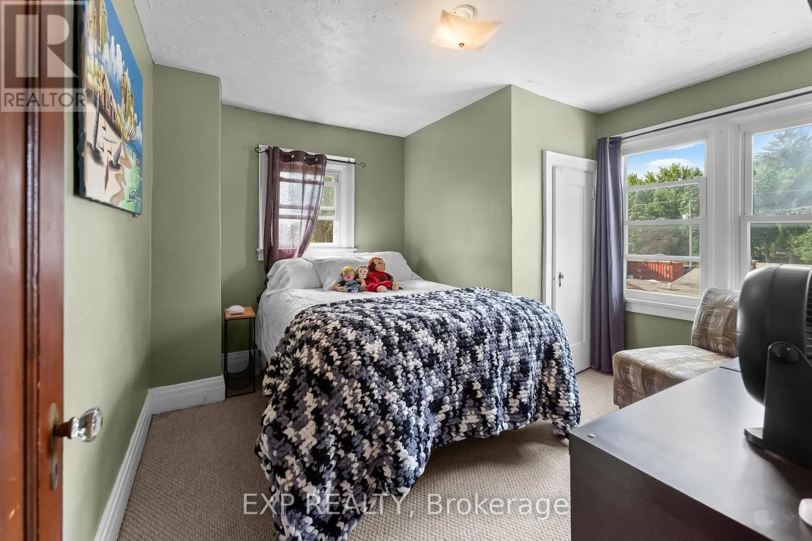 3938 MAIN STREET