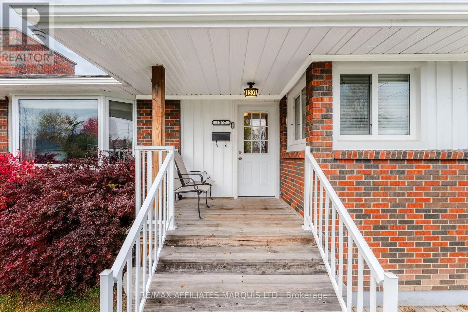 1307 PRINCESS STREET