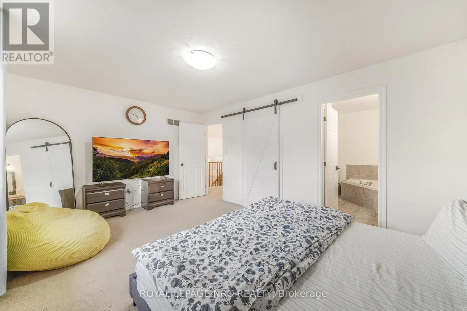 7 - 310 SOUTHBROOK DRIVE #7