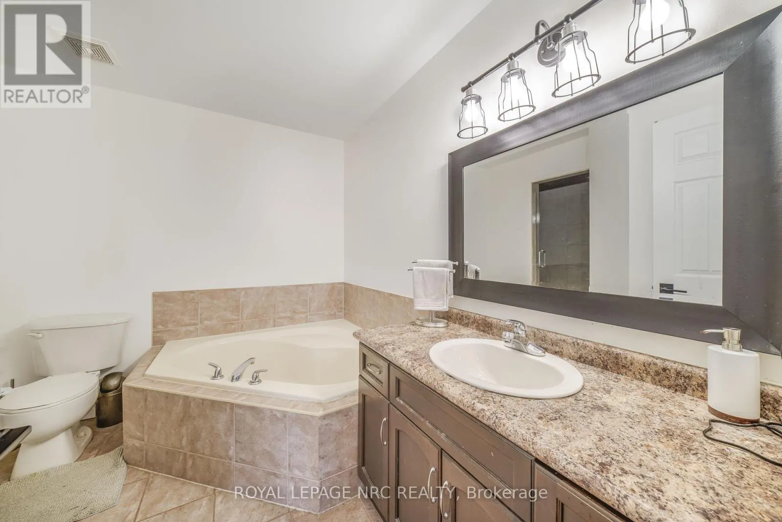 7 - 310 SOUTHBROOK DRIVE #7