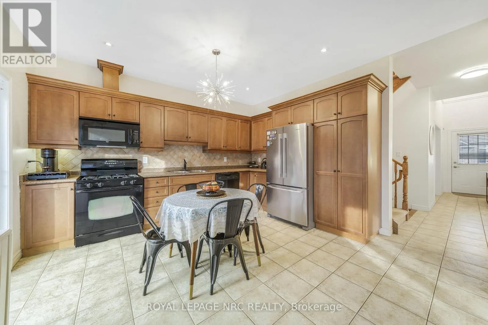 7 - 310 SOUTHBROOK DRIVE #7