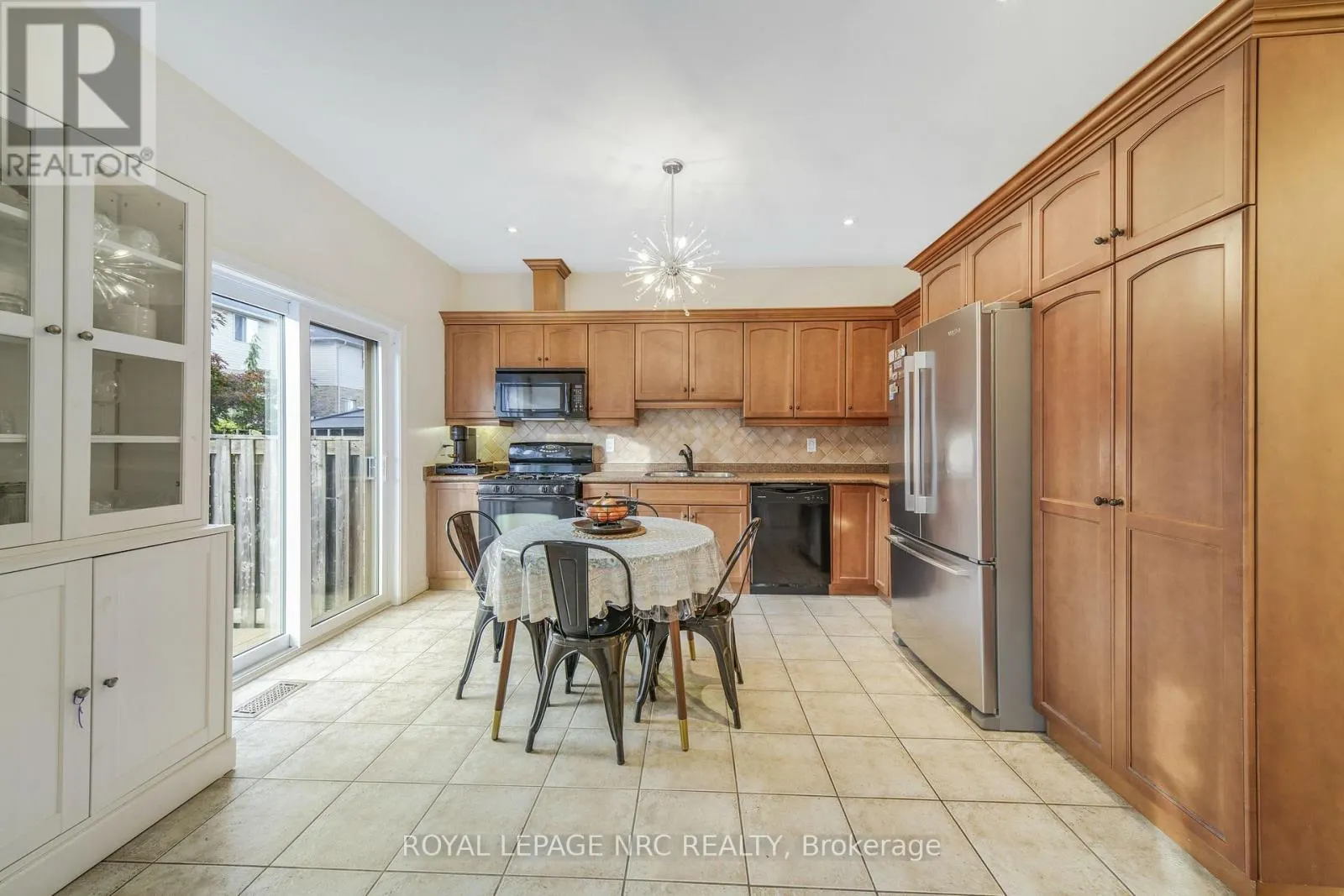 7 - 310 SOUTHBROOK DRIVE #7