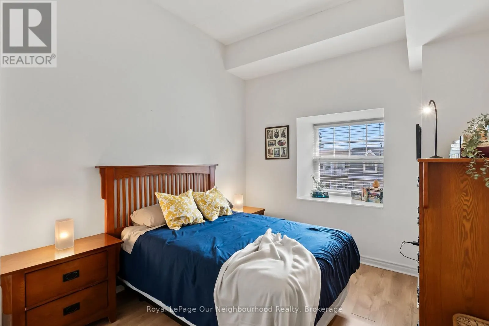425 - 240 CHAPEL STREET #425