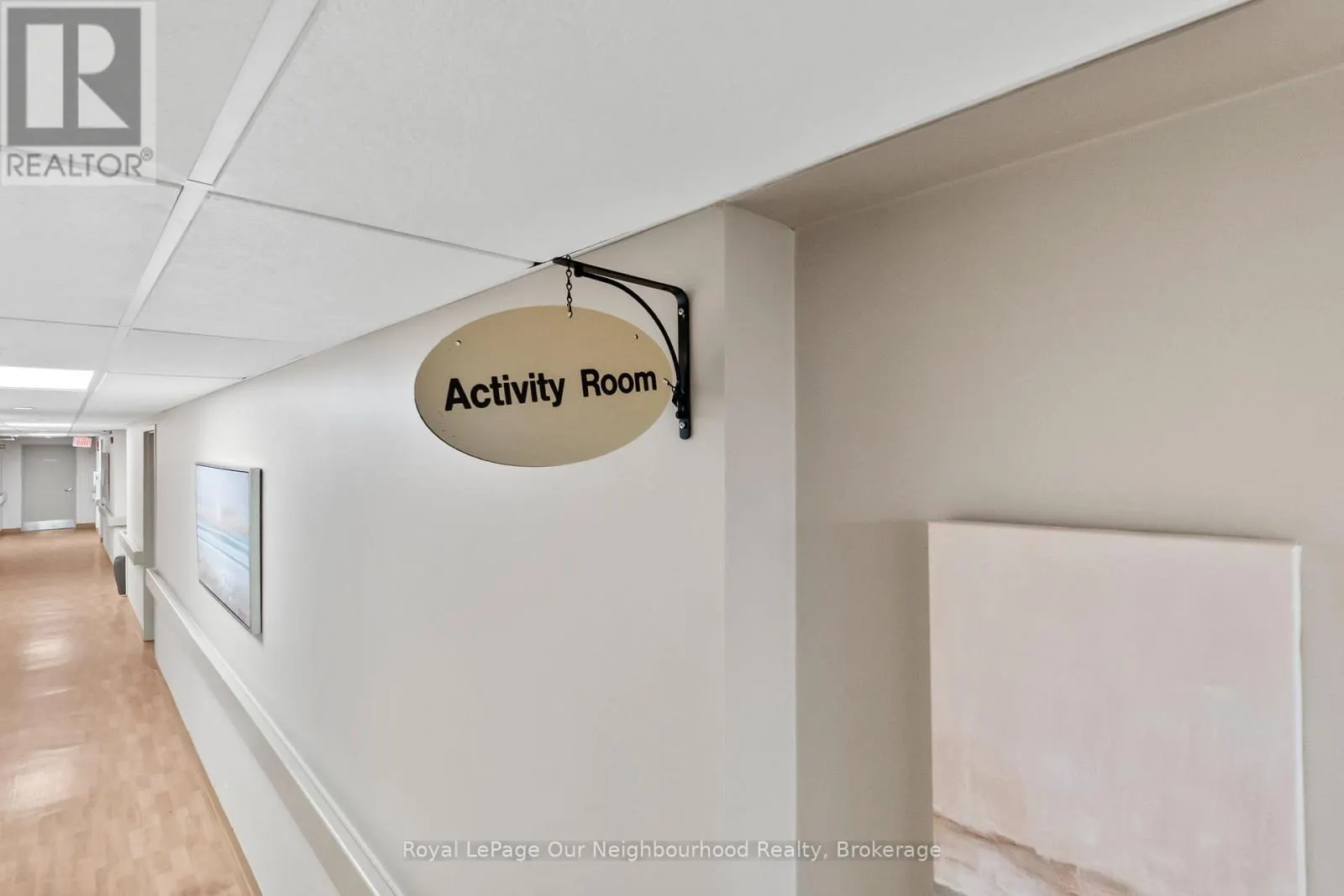 425 - 240 CHAPEL STREET #425