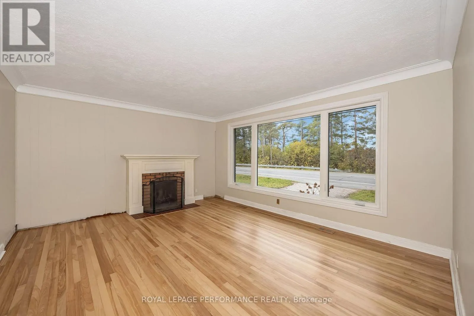 1045 BLAIR ROAD