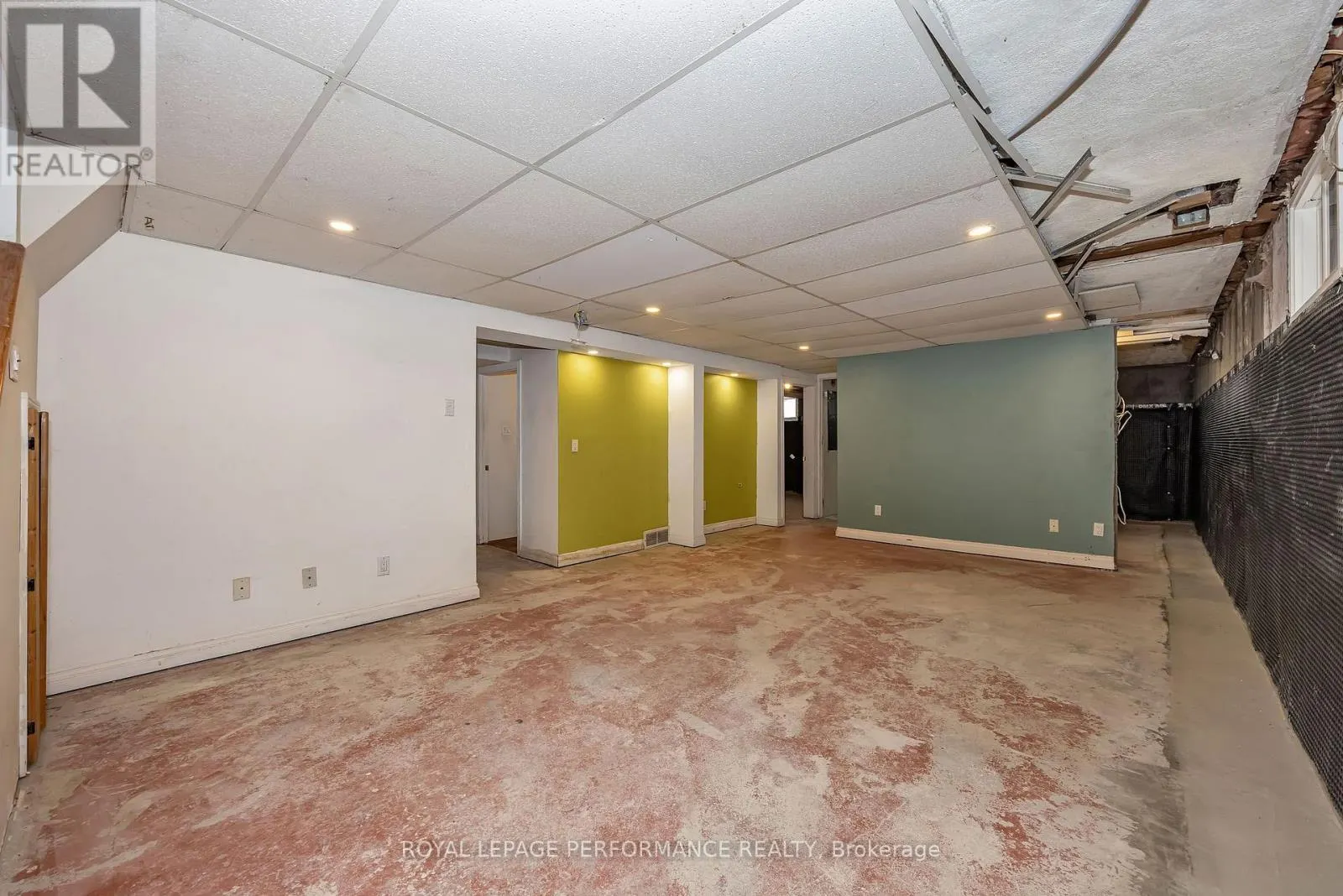 1045 BLAIR ROAD