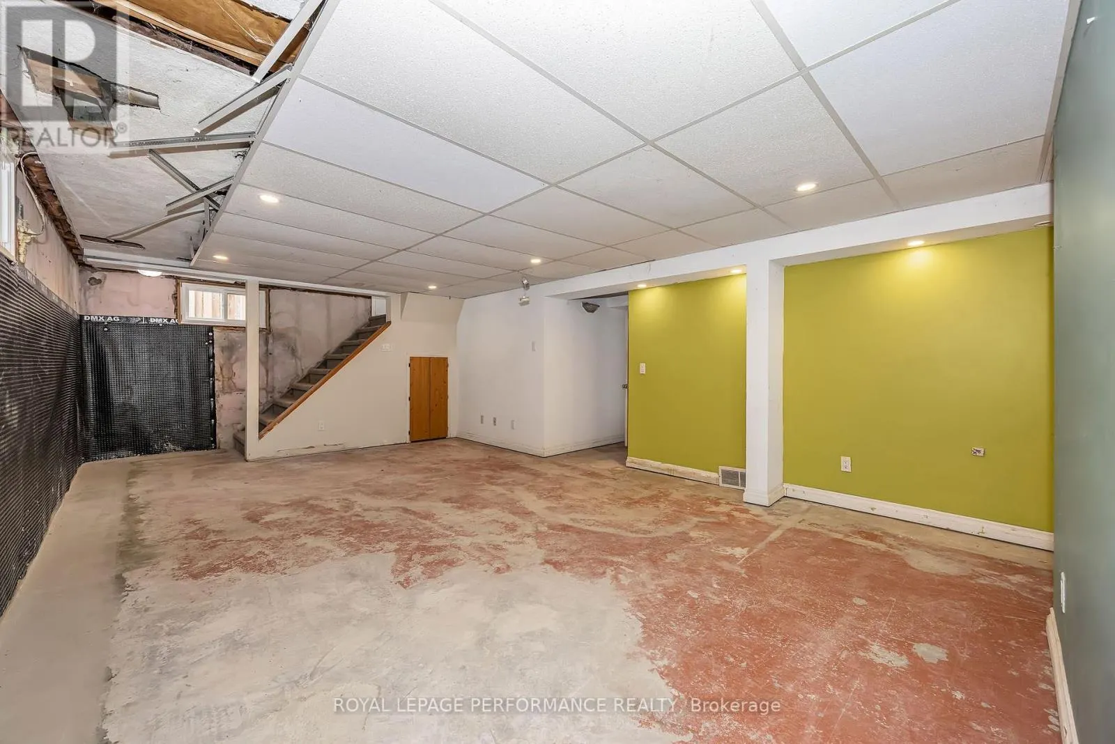 1045 BLAIR ROAD
