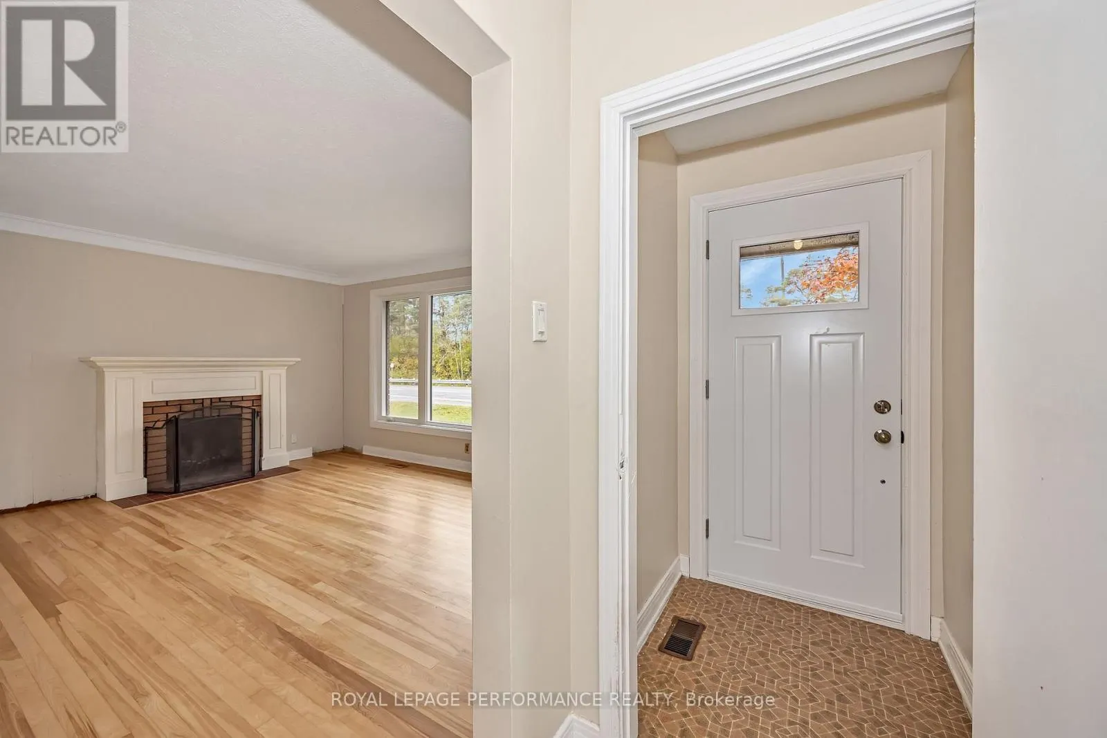 1045 BLAIR ROAD