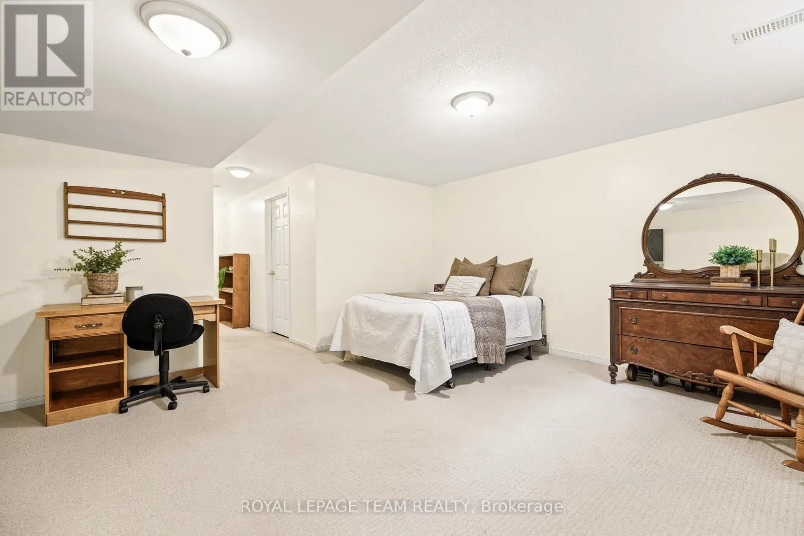 127 KINROSS PRIVATE
