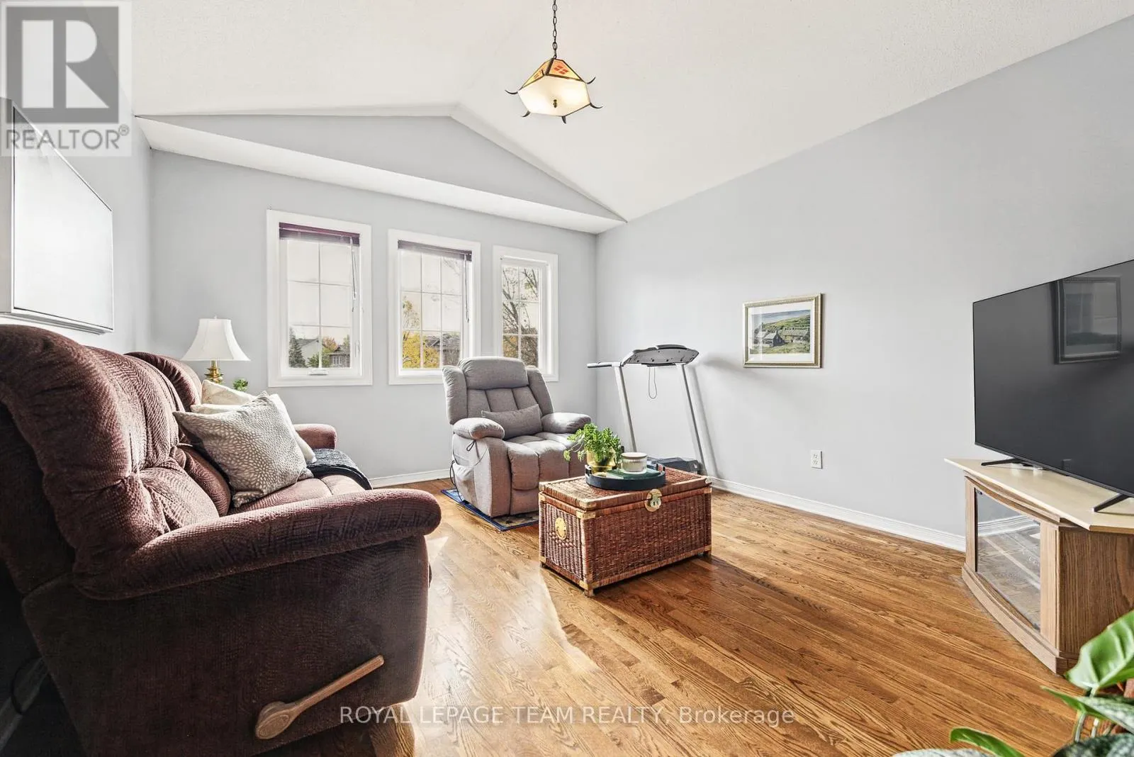 127 KINROSS PRIVATE