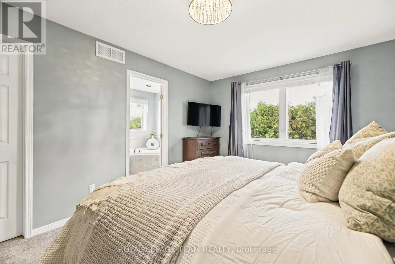 127 KINROSS PRIVATE