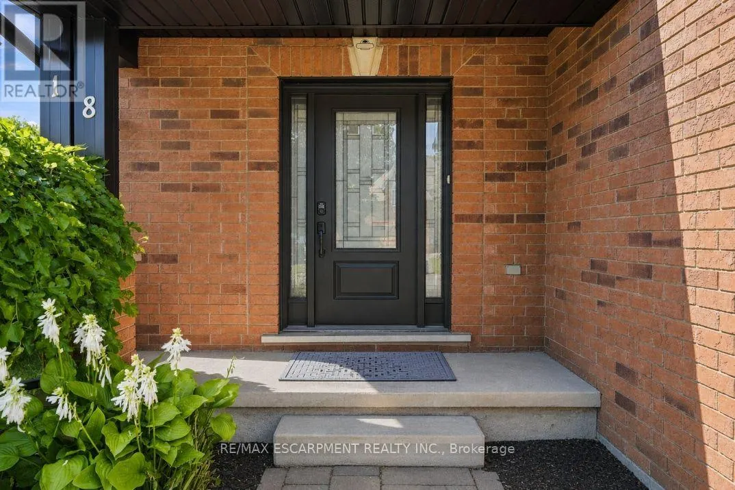18 SABLE DRIVE