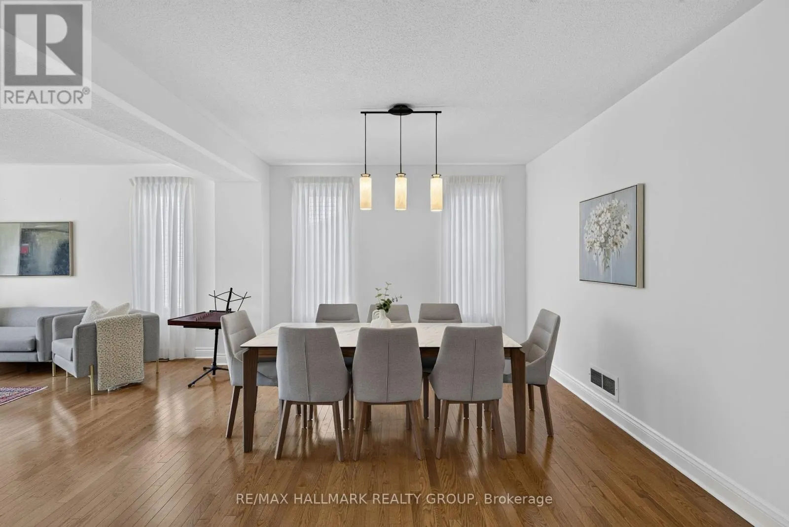 42 GLENRILL PLACE S